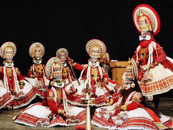 ദുബായിയില്‍ഇനി കഥകളിയുടെ ഉത്സവ രാവുകള്‍