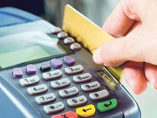 2000 രൂപ വരെയുള്ള ഡെബിറ്റ് കാര്‍ഡ്  ഉപയോഗം:  ചെറുകിട വ്യാപാരികളുടെ നഷ്ടം സര്‍ക്കാര്‍ നികത്തും
