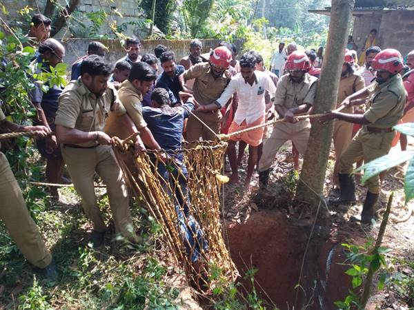 ഡ്യൂട്ടിക്കിടെ കെഎസ്ഇബി ജീവനക്കാരൻ കിണറ്റിൽ വീണു: അപകടം മീറ്റര്‍ റീഡിംഗിന് എത്തിയപ്പോള്‍!