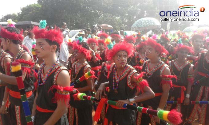 സംസ്ഥാന സ്‌കൂള്‍ കലോത്സവം: വേദികള്‍ക്കു പേരിട്ടു, ഉത്തരാസ്വയംവരം' മുതല്‍ 'ഇതാ ഇവിടെ വരെ' വരെ