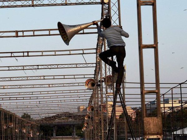 ശബ്ദമലിനീകരണ നിയന്ത്രണവുമായി പൊലിസ് : ഉത്സവാഘോഷങ്ങൾക്ക് തിരിച്ചടിയാവുമെന്ന് ആശങ്ക