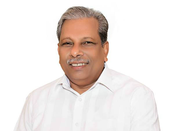 ലൈഫ് മിഷൻ ഫ്ലാറ്റ് വിവാദം: സിഇഒ യുവി ജോസിനോട് വിശദീകരണം തേടി മന്ത്രി, മുഴുവൻ രേഖകളും ആവശ്യപ്പെട്ടു!!