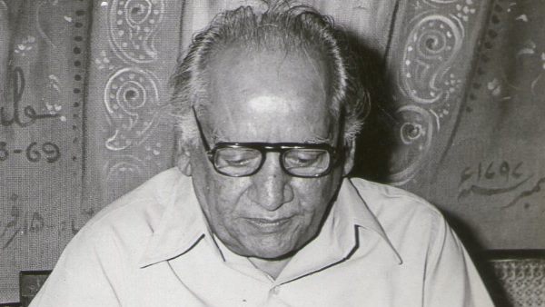 ഫായിസ് അഹമ്മദിന്റെ വരികൾ നീക്കി സിബിഎസ്ഇ; പിൻവലിച്ചത് പത്താം ക്ലാസ് പുസ്തകത്തിൽ നിന്ന്