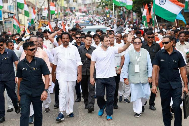 എന്താണ് ഭാരത് ജോഡോയിലെ കണ്ടെയ്നറുകൾക്കുള്ളിൽ? വിവാദങ്ങളിൽ കഴമ്പുണ്ടോ? കണ്ടെയ്നർ കാഴ്ചകൾ വിശദമായി അറിയാം