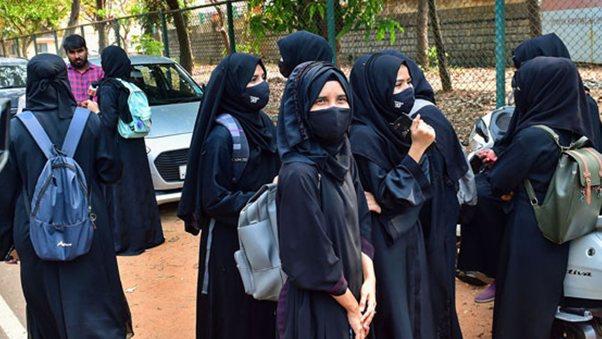 53 ശതമാനം സ്ഥാപനങ്ങളും വ്യാജം; രാജ്യത്തെ ഞെട്ടിച്ച് ന്യൂനപക്ഷ സ്‌കോളര്‍ഷിപ്പ് കുംഭകോണം