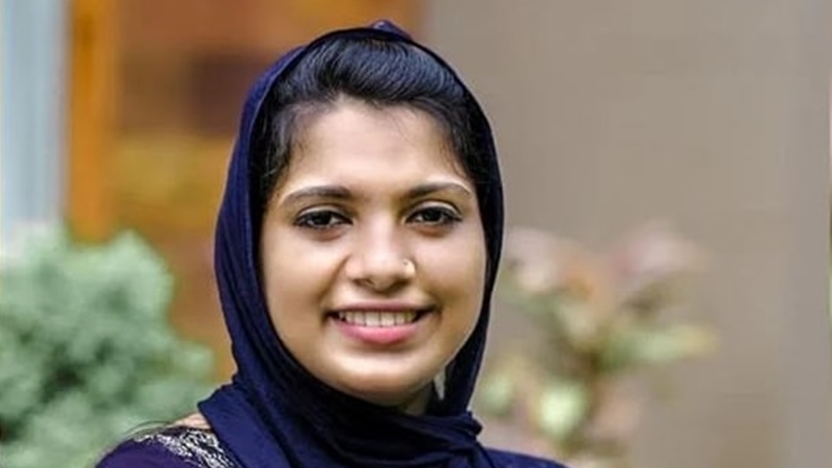പഠനത്തിന്റെ കൂടെ തന്നെ രാഷ്ട്രീയവും; കേരളത്തിലെ ഏറ്റവും പ്രായം കുറഞ്ഞ ന​ഗരസഭാ അധ്യക്ഷ നിത ഷഹീർ പറയുന്നു