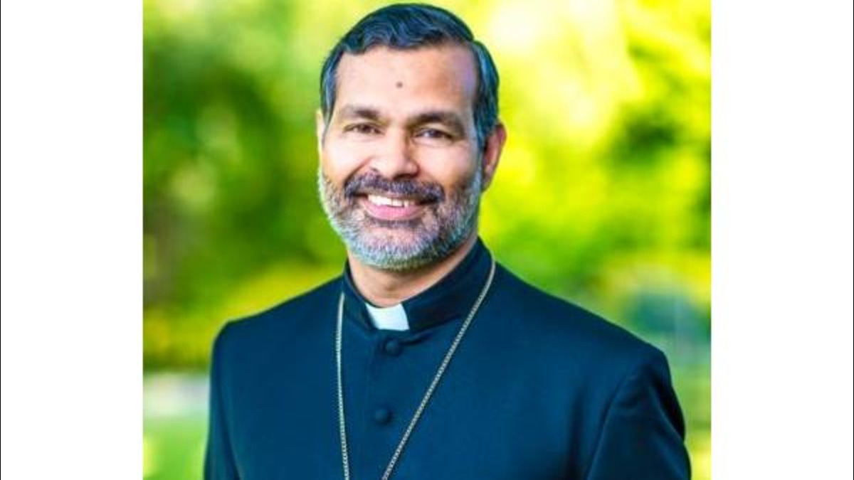 യു.കെയില്‍ മലയാളി ബിഷപ്പിനെതിരേ  ലൈംഗിക ആരോപണവുമായി  വനിതാ ബിഷപ്പ്; നിഷേധിച്ചതിനു പിന്നാലെ രാജിയും