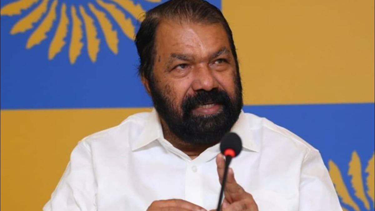 മക്കളെ പൊതുവിദ്യാലയത്തില്‍ ചേര്‍ക്കാത്ത സര്‍ക്കാര്‍ അധ്യാപകര്‍ക്ക് മുന്നറിയിപ്പുമായി വിദ്യാഭ്യാസ മന്ത്രി