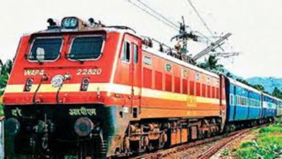 ബെംഗളൂരു-കാമാഖ്യ എക്സ്പ്രസിന്റെ 11 കോച്ചുകൾ പാളം തെറ്റി; സംഭവം ഒഡീഷയിലെ കട്ടക്കിൽ