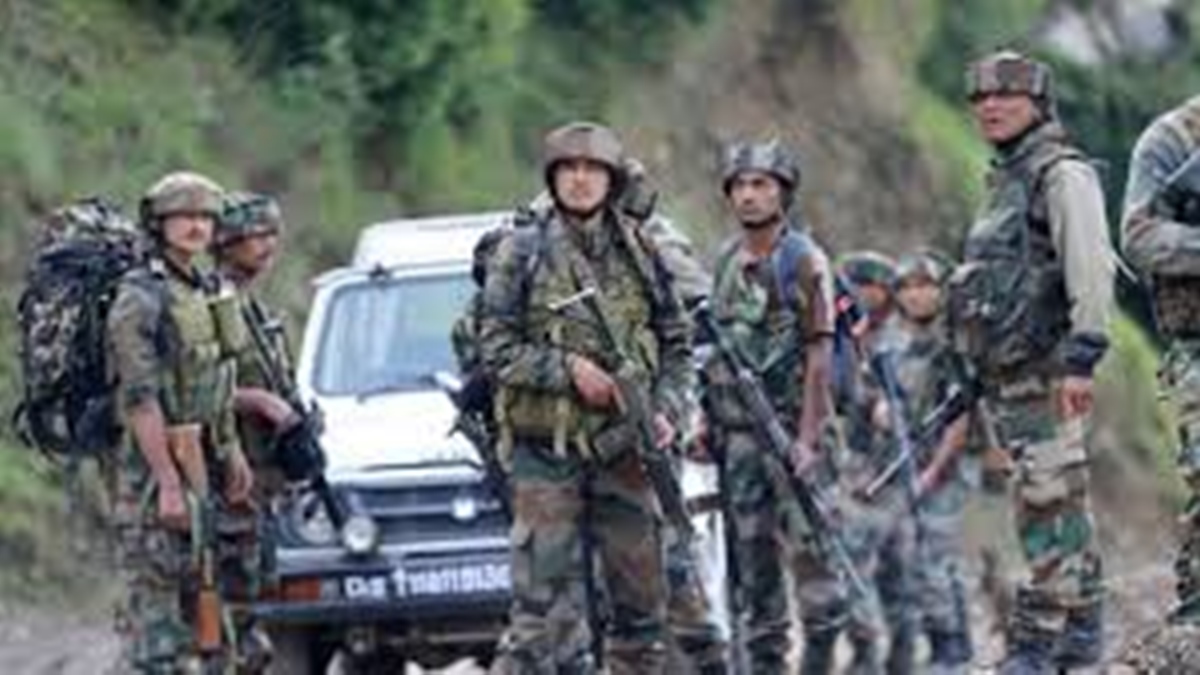 കാശ്മീരിൽ തീവ്രവാദികളുമായുള്ള ഏറ്റുമുട്ടലിൽ സൈനികന് വീരമൃത്യു; ഏറ്റുമുട്ടൽ തുടരുന്നു