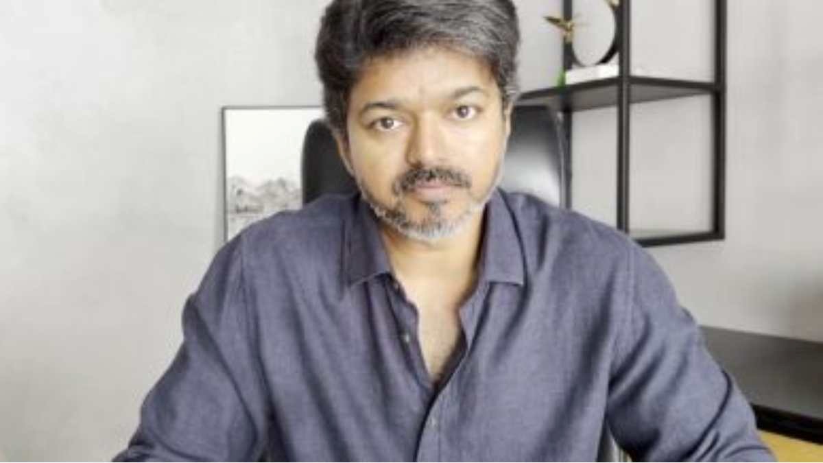 ഹൃദയം വേദന കൊണ്ടു പിടയുന്നു; തെറ്റ് ചെയ്തിട്ടില്ല: വീഡിയോ സന്ദേശവുമായി വിജയ്: പാര്‍ട്ടി ഭാവി?