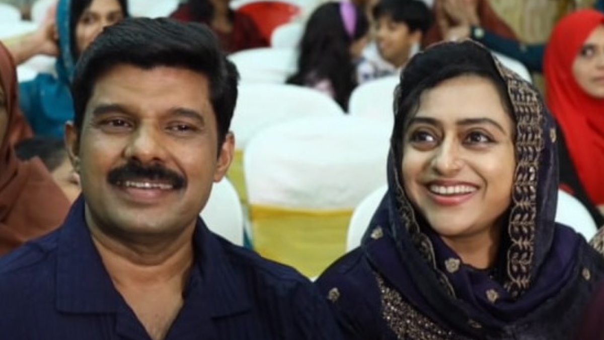 'വാപ്പിച്ചിയെ ചേര്‍ത്തുപിടിച്ച് ഇത്തവണയും ഉമ്മിച്ചി തൈ നട്ടു; ലോകത്താരും ഇത്ര പ്രണയിച്ചിട്ടുണ്ടാകില്ല'