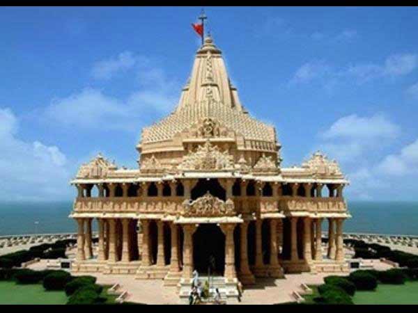 സോമനാഥ് ക്ഷേത്രം - ഗുജറാത്ത് 