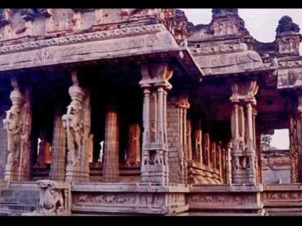 വിട്ടാല ക്ഷേത്രം - ഹംപി , കര്‍ണാടക 