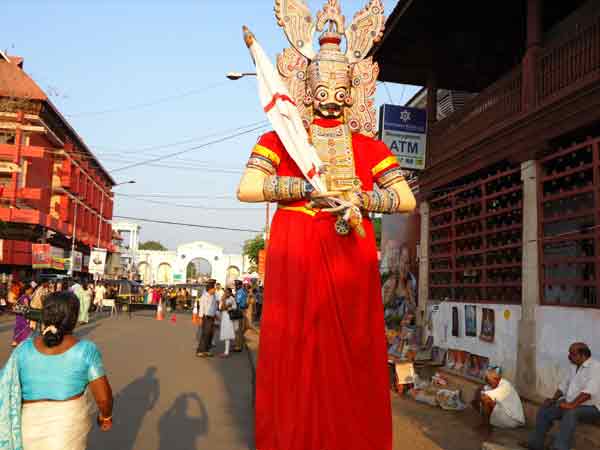 നകുലന്‍