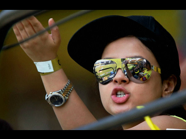 സാക്ഷിയാണ് താരം സാക്ഷിയാണ് താരം