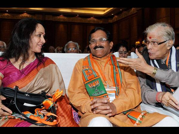 ഹേമമാലിനി