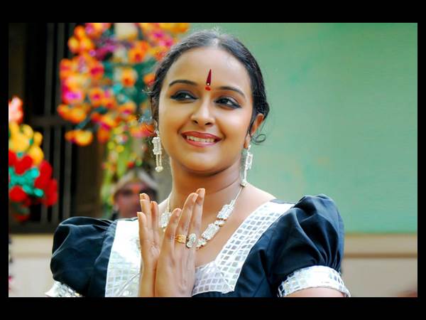നടനമാണ് പ്രിയം 