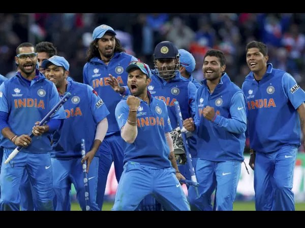 കോഹ്ലിയുടെ പ്രകടനം കോഹ്ലിയുടെ പ്രകടനം