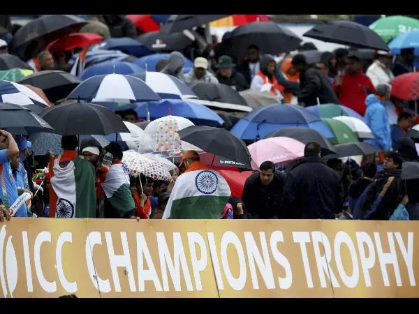 ഇത് മഴക്കളി ഇത് മഴക്കളി