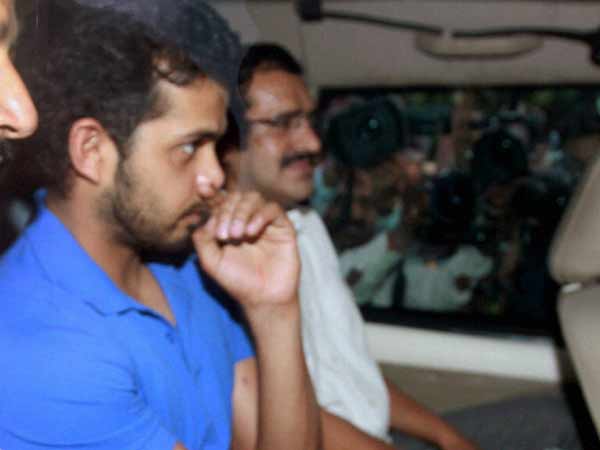 കോടതിയില്‍