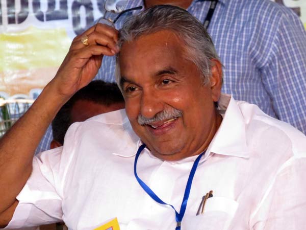 ഉമ്മന്‍ ചാണ്ടി