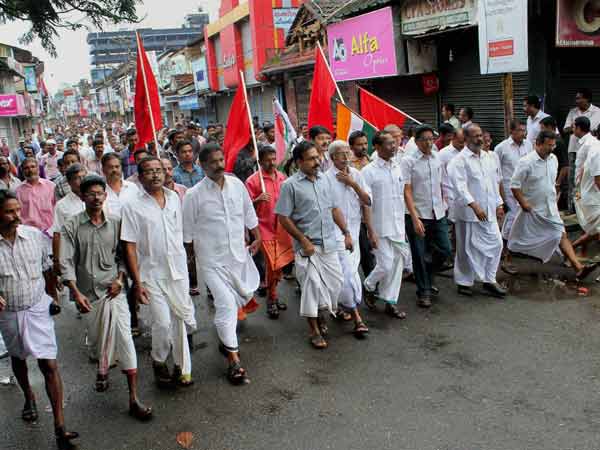 കോരളം സോളാറില്‍ കത്തുന്നു