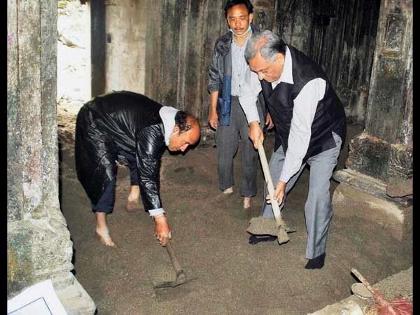 ഞാനും കൂടാം