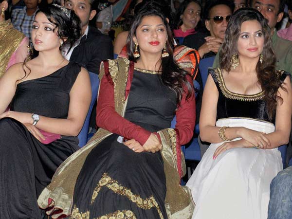 ഞങ്ങളെങ്ങനെയുണ്ട്