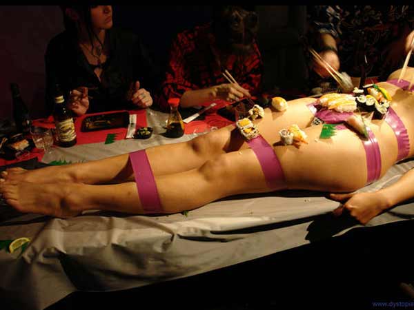 ഇവിടെ എന്താ നടക്കുന്നത് 