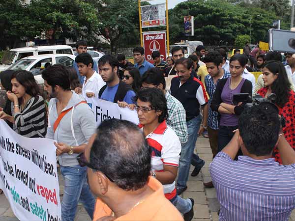 കൂട്ടബലാത്സംഗം