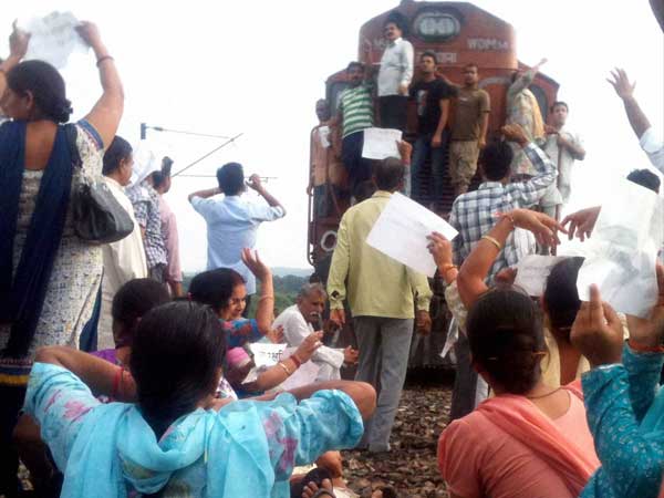 ട്രെയിനും തടയും