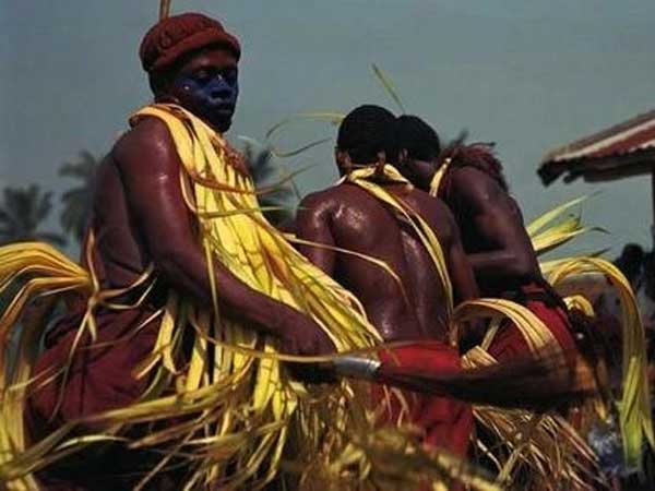 കാര്യ സാധ്യത്തിനൊരു കല്യാണം.