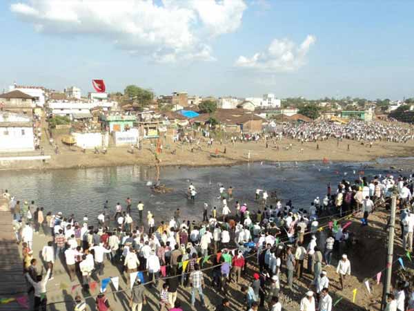 ഉദ്യോഗസ്ഥര് ഉദ്യോഗസ്ഥര്