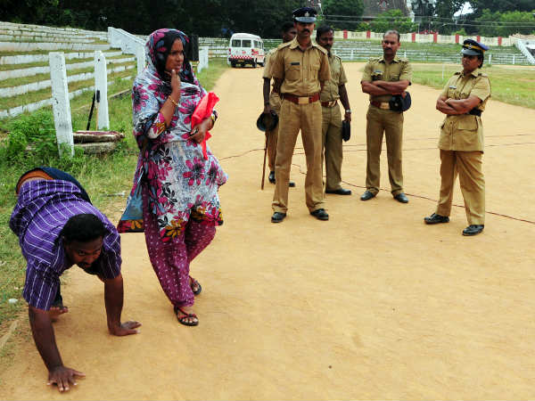 കാത്ത് നില്‍പ്