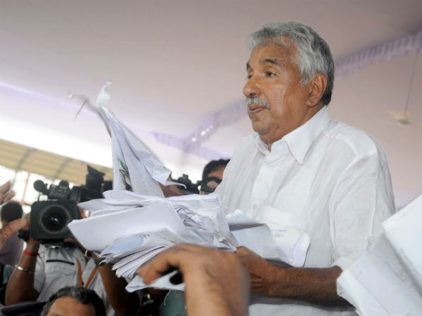 പരാതിക്കെട്ടുകള്‍