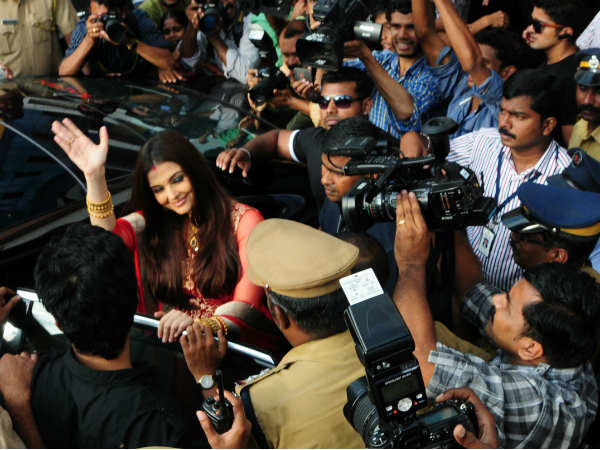 ക്യാമറക്കണ്ണുകള്‍