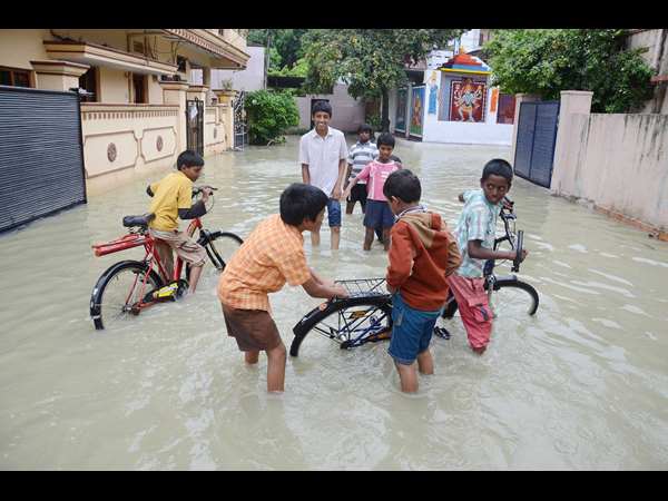 എവിടെ നിന്ന് കളിക്കും
