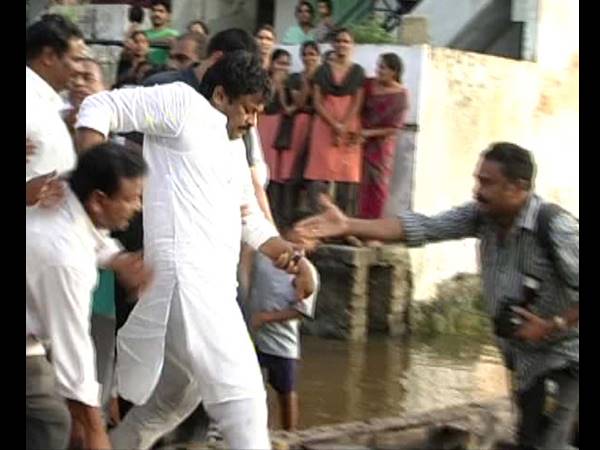 അഭിനയം പോലെയല്ല