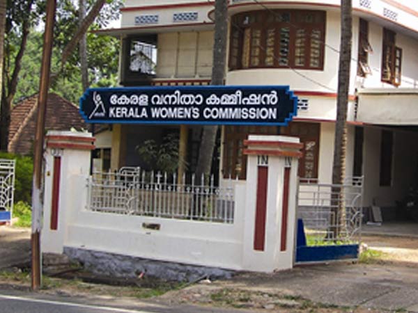 വനിതാ കമ്മീഷനംഗം ലിസി ജോസ് 