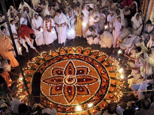 വിധവകള്‍ക്ക്