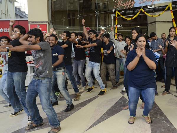  ബട്ടന്‍ കണ്‍ട്രോള്‍