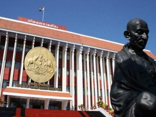 ഭരണ മാറ്റത്തിലെ ഉലച്ചിലുകള്‍