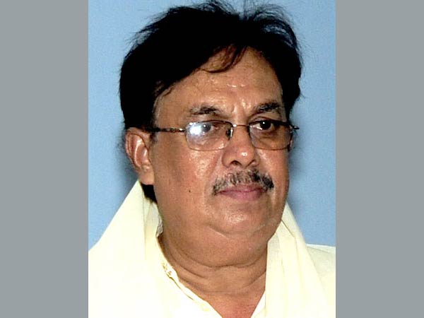 ശരത് ചന്ദ്ര മറാഠേയുടെ ശിഷ്യന്‍