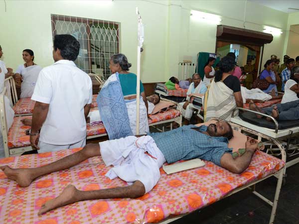 ആശുപത്രി കിടക്കയില്‍
