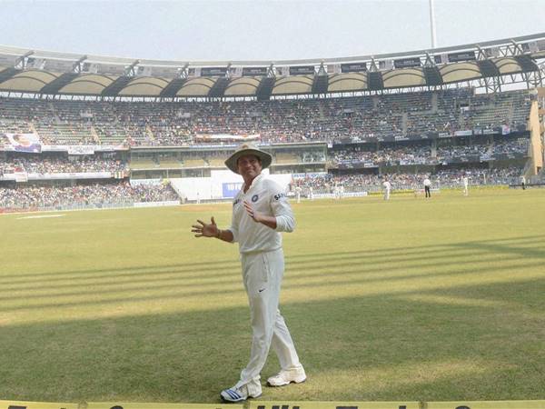  സച്ചിന്‍ ഏകന്‍