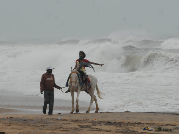 നോക്കണേ ഈ തിര