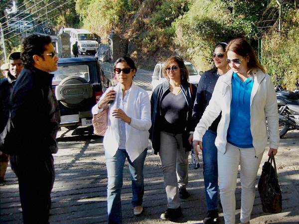 സച്ചിന് തിരക്കിലാണ് സച്ചിന് തിരക്കിലാണ്