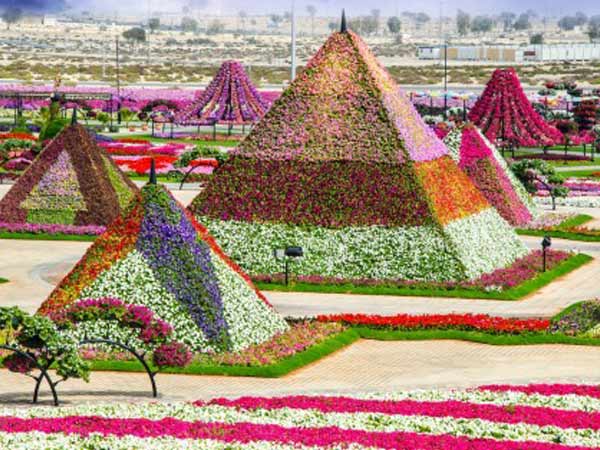 സഞ്ചാരികള്‍