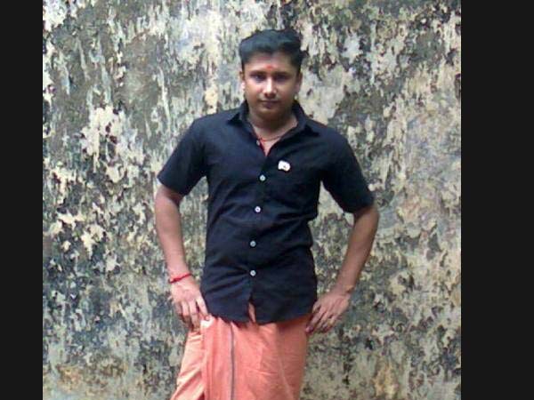ടികെ രജീഷിന് അക്കൗണ്ടില്ല